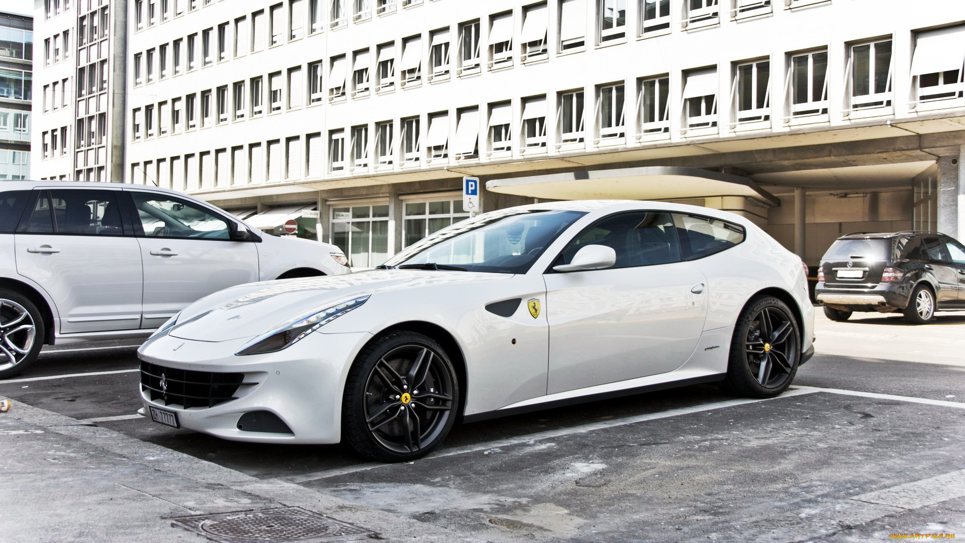 ferrari, ff, , , , , , , , , 